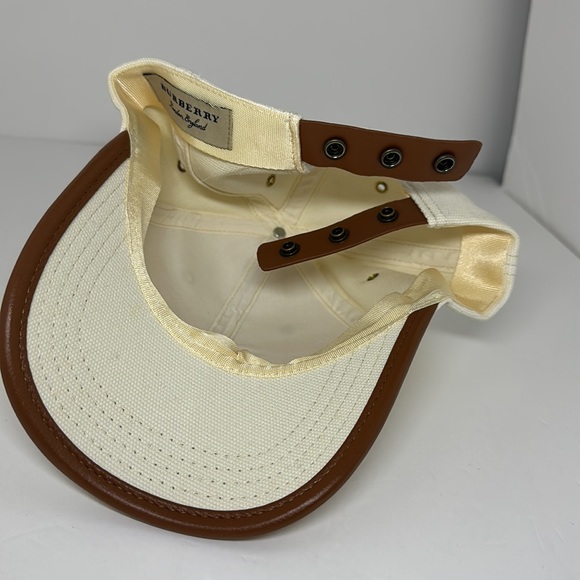 Burberry hat - Picture 5 of 5